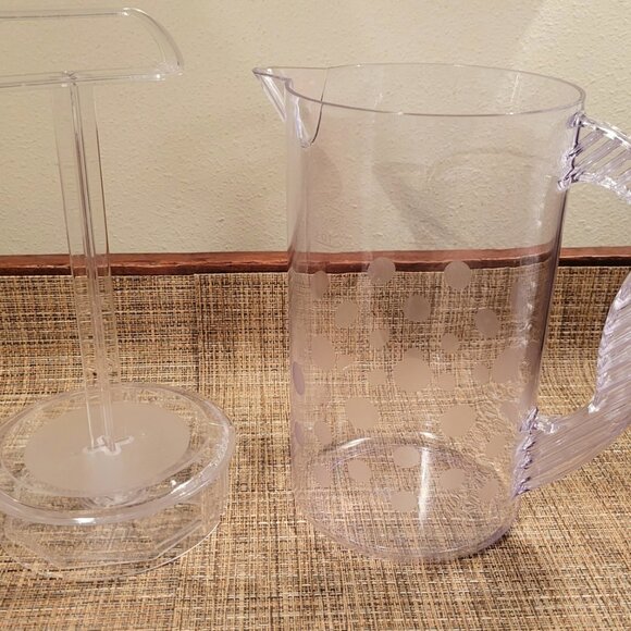 The Pampered Chef Pitcher Quick Stir 2 Quart Polka Dot Pattern Retired 2272 - Picture 2 of 12